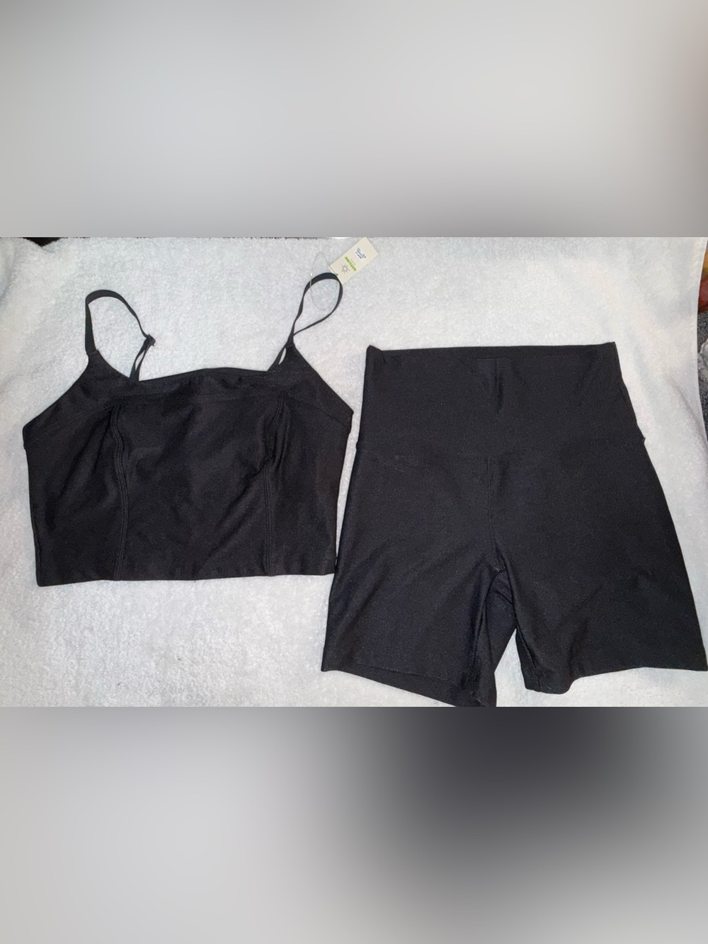 Offline NWT!! by Aerie 2 Piece Women’s Black Bra and Shorts‎ Size Adult Small